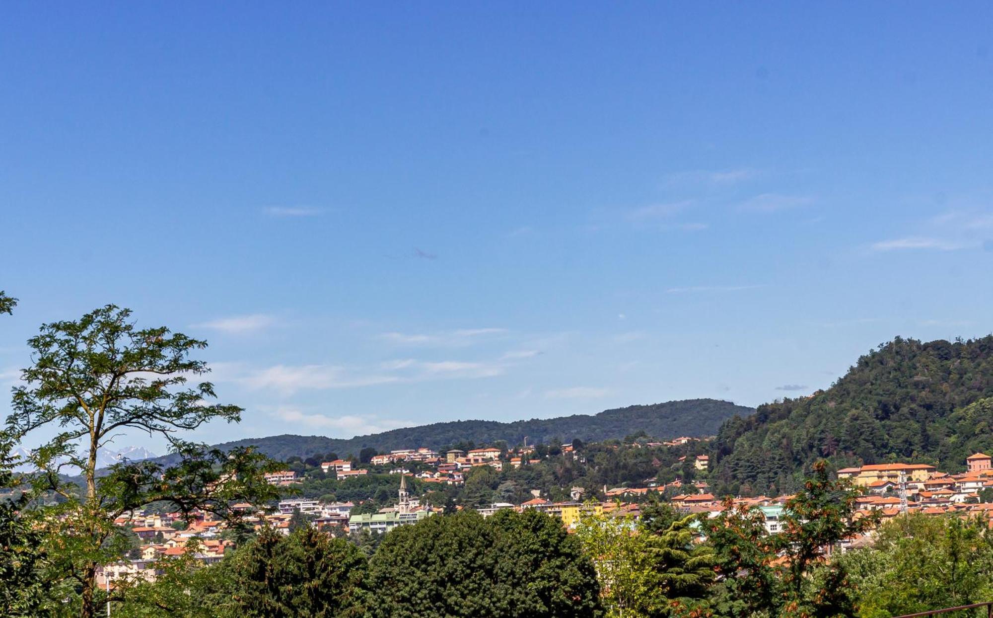 Parking & Terrace - Large 90 Mq - Self Check-In & Remote Access Apartment Como Luaran gambar